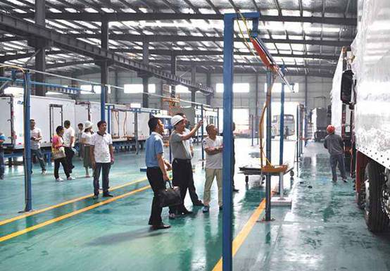 程力重工冷藏車榮登央視頻道--開拓高端冷鏈?zhǔn)袌?chǎng)，助力政府“菜籃子工程”